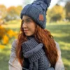 Czapka duży pompon EUFORIA ,,Ciemny szary"