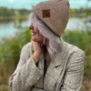 Bawełniana czapka beanie logo ekoskórka "Beżowa"