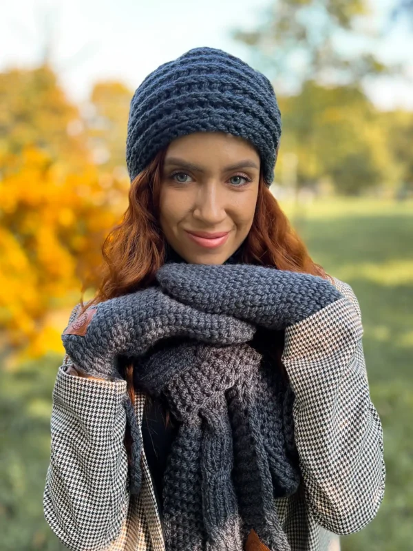 Rękawiczki handmade ze sznureczkiem ,,Ciemny szary"