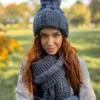 Czapka duży pompon EUFORIA ,,Ciemny szary"