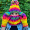 Rękawiczki handmade ze sznureczkiem ,,Cieniowana tęcza"