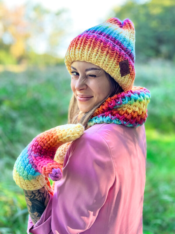 Rękawiczki handmade ze sznureczkiem ,,Cieniowane cytrusy"