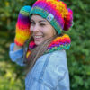 Rękawiczki handmade ze sznureczkiem ,,Cieniowana tęcza"