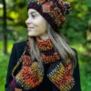 Modna czapka ENDORFINA "Ciemna jesień"