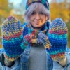 Rękawiczki handmade ze sznureczkiem ,,Górski potok"