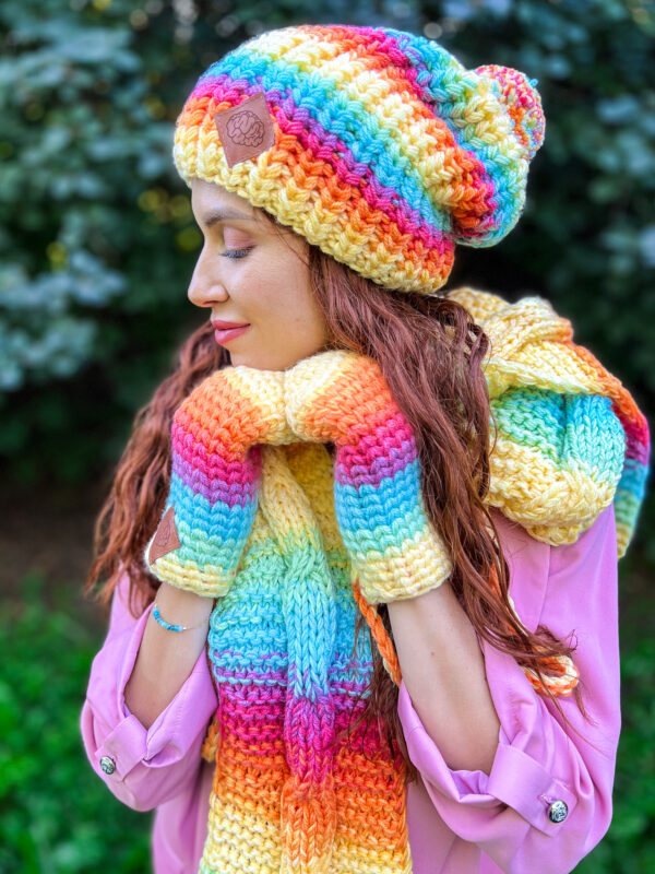 Rękawiczki handmade ze sznureczkiem ,,Cieniowane cytrusy"