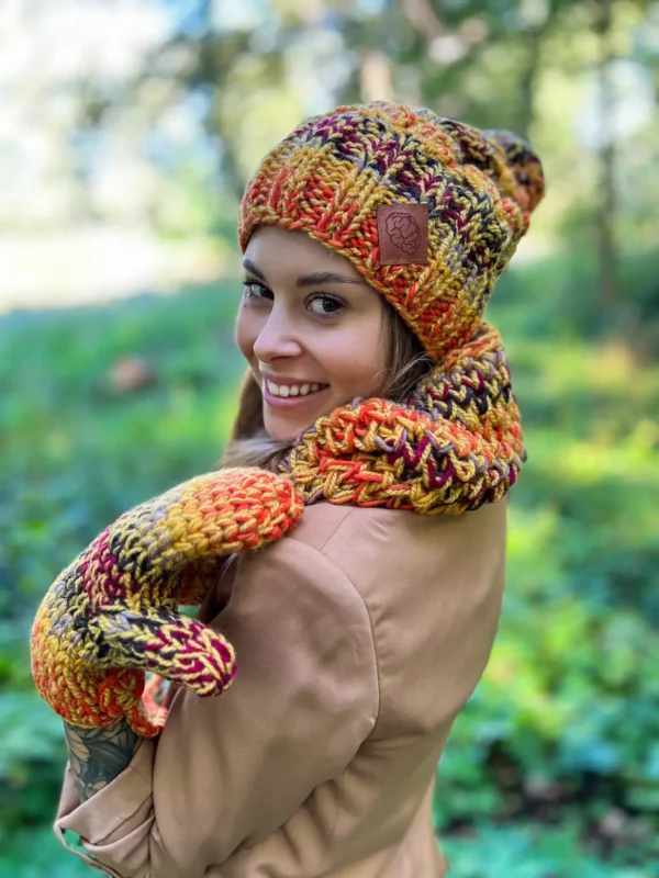 Modna czapka ENDORFINA "Jasna jesień"