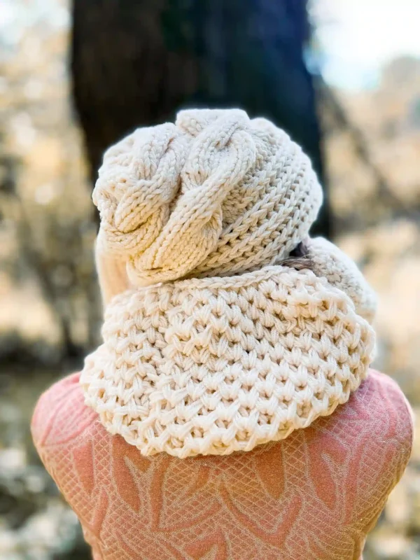 Czapka nieugniatająca włosów THIS IS IT ,,Ecru"