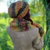 Luźna czapka zimowa NEVERLAND "Jasna jesień"