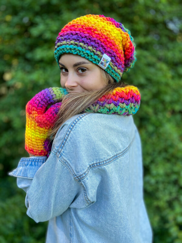 Czapka zimowa bez pompona NEVERLAND "Cieniowana tęcza"