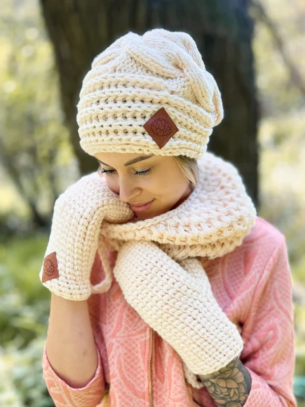 Czapka nieugniatająca włosów THIS IS IT ,,Ecru"