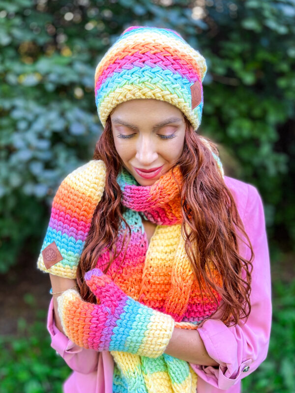 Rękawiczki handmade ze sznureczkiem ,,Cieniowane cytrusy"