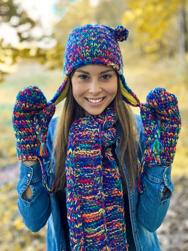 Rękawiczki handmade ze sznureczkiem ,,Pokojowe granaty"