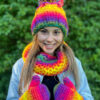 Rękawiczki handmade ze sznureczkiem ,,Cieniowana tęcza"