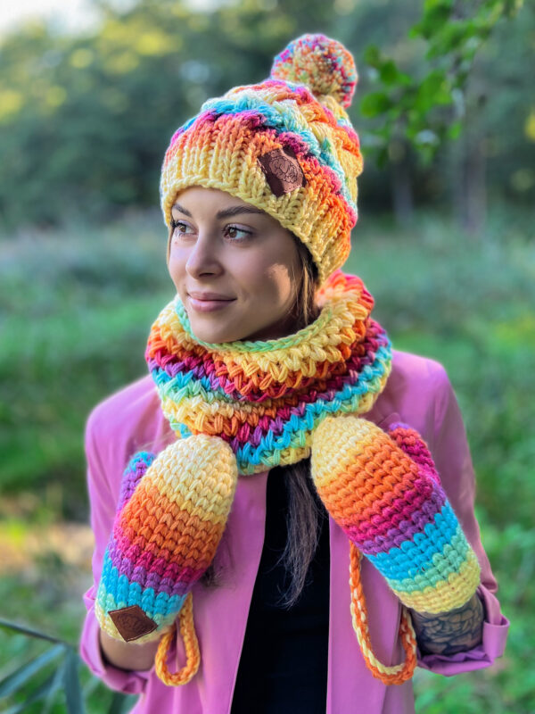 Rękawiczki handmade ze sznureczkiem ,,Cieniowane cytrusy"