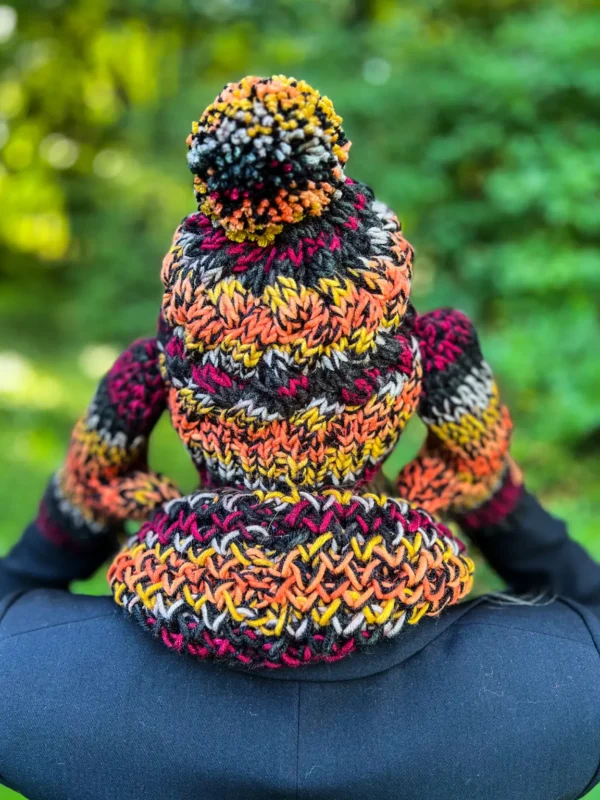 Czapka handmade krótka HAPPY ,,Ciemna jesień"