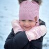 ZESTAW: bawełniana czapka dla dziecka z dwoma pomponami i komin "Brudny róż"