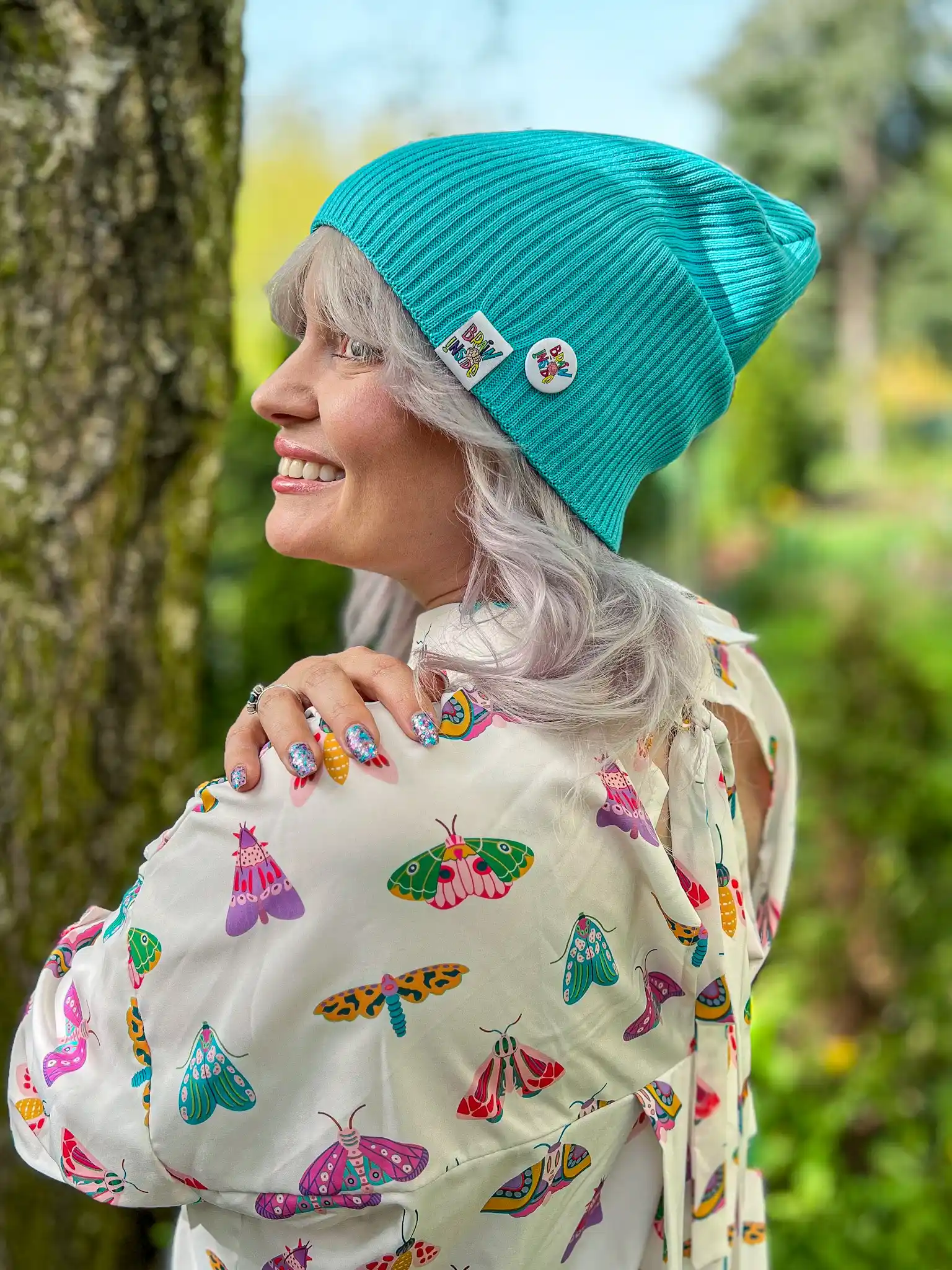 Luźna czapka z bawełny logo kolorowe "Turkus" 161 Elegancka prostota w turkusowym wydaniu slouchy – polska czapka wiosenna
