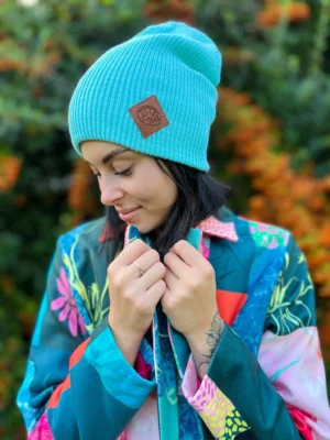 Czapka long logo ekoskórka "Jasny turkus" Czapka long logo ekoskórka "Jasny turkus"