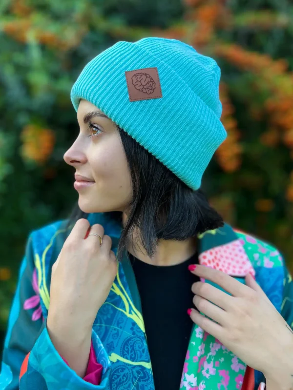 Czapka beanie logo ekoskórka "Jasny turkus"