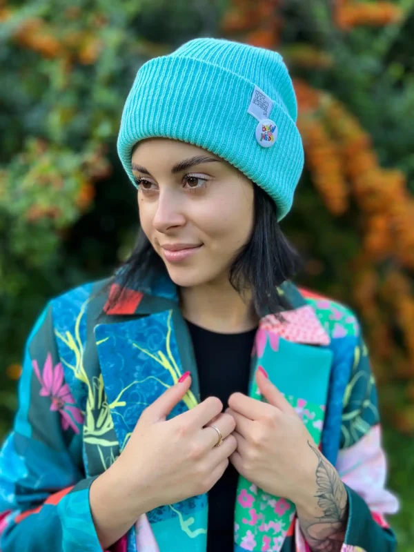 Czapka wywijana logo kolorowe "Jasny turkus"