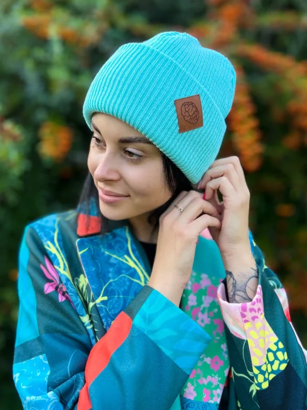 Czapka beanie logo ekoskórka "Jasny turkus"