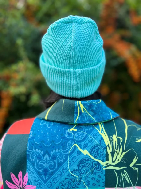 Czapka slouchy logo kolorowe "Jasny turkus"