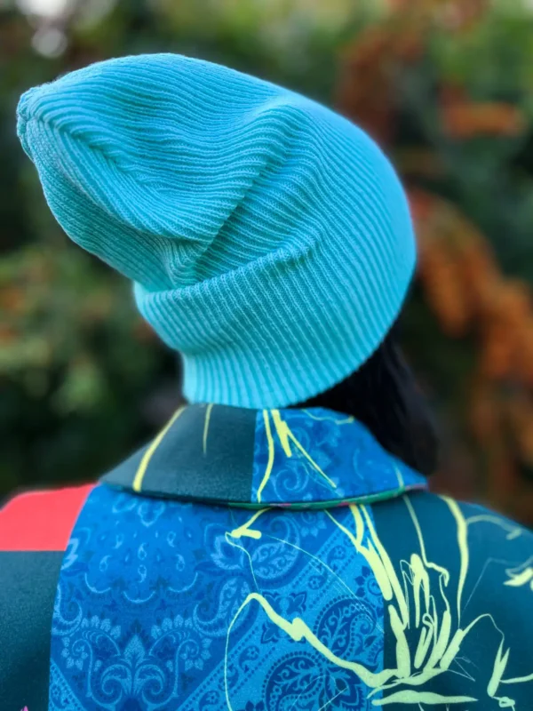 Czapka slouchy logo kolorowe "Jasny turkus"