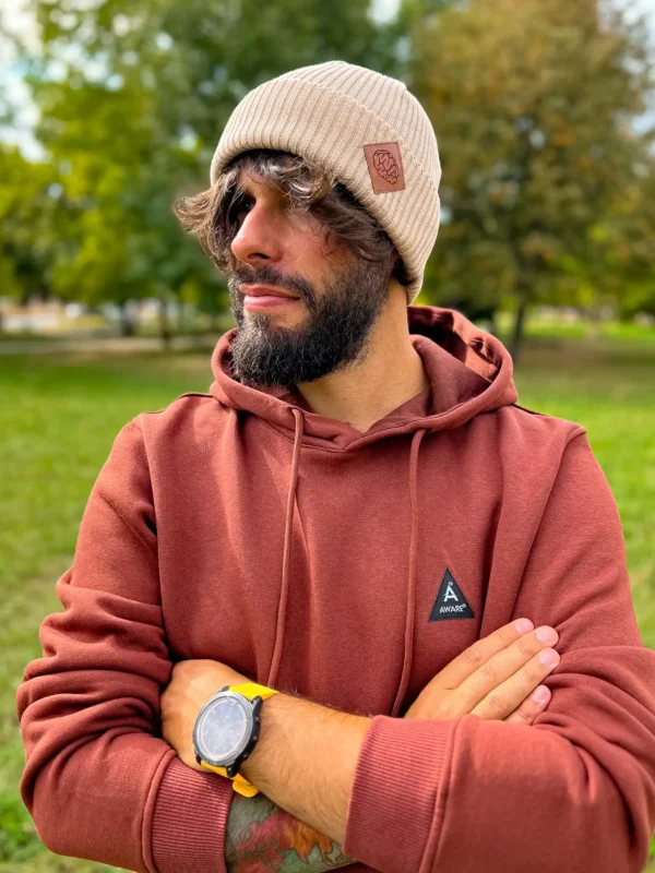 Męska bawełniana czapka beanie logo ekoskórka "Beżowy"