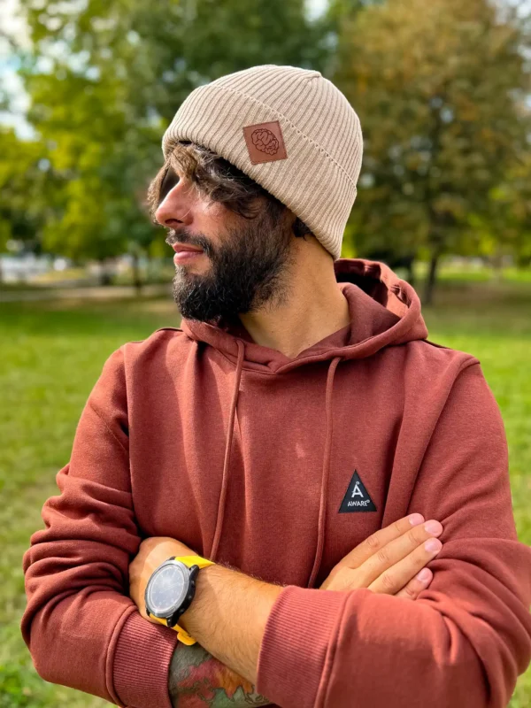 Męska bawełniana czapka beanie logo ekoskórka "Beżowy"