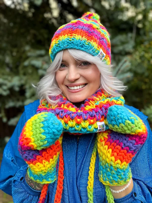 Czapka zimowa ENDORFINA ,,Tęcza"