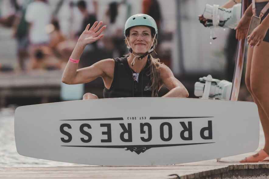 Warsztaty wakeboardowe dla dziewczyn - Brain Inside sponsorem 1 komin na zimę