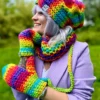 Rękawiczki handmade ze sznureczkiem ,,Tęcza"