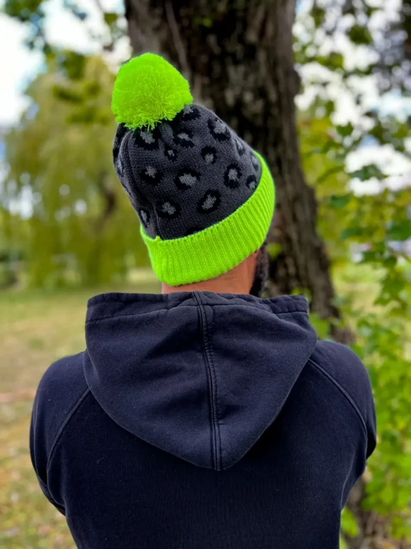 Męska czapka w panterkę "Neonowa"