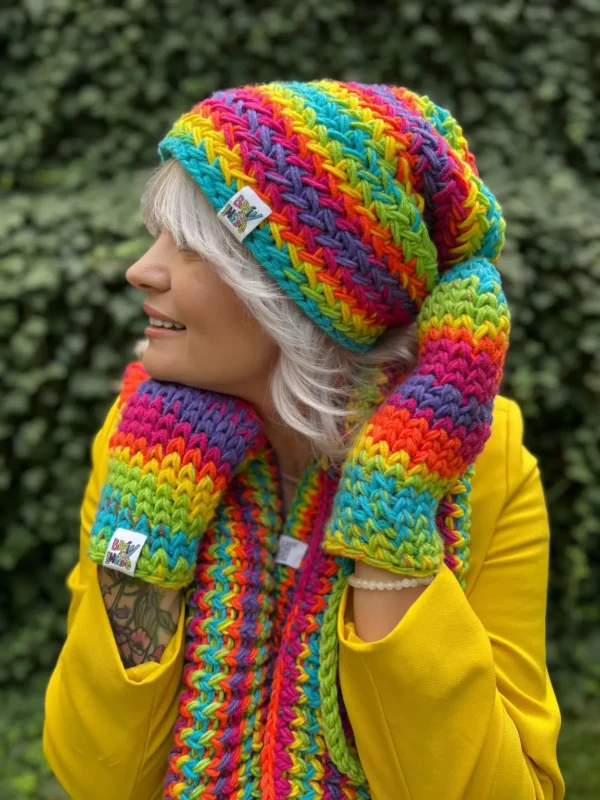 Czapka ręcznie robiona EXPLORER ,,Tęcza"