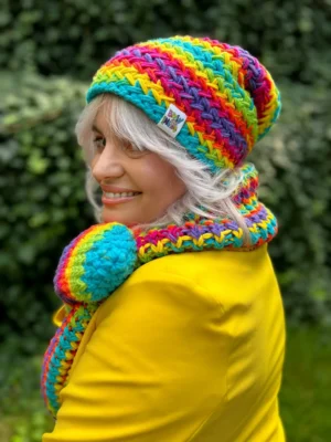 Czapka ręcznie robiona EXPLORER ,,Tęcza"