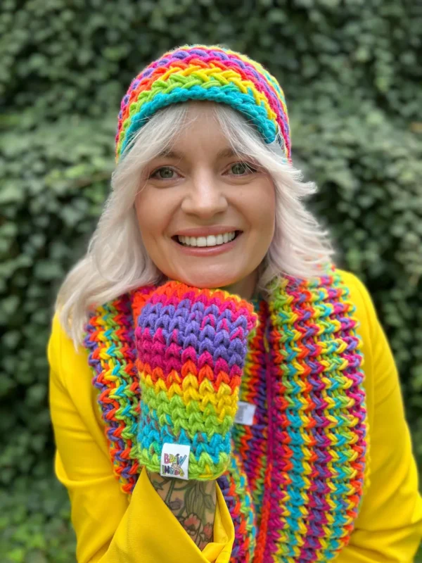 Czapka ręcznie robiona EXPLORER ,,Tęcza"