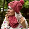 Czapka MERINO podszyta jedwabiem HERO ,,Malina"