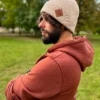 Męska bawełniana czapka beanie logo ekoskórka "Beżowy"