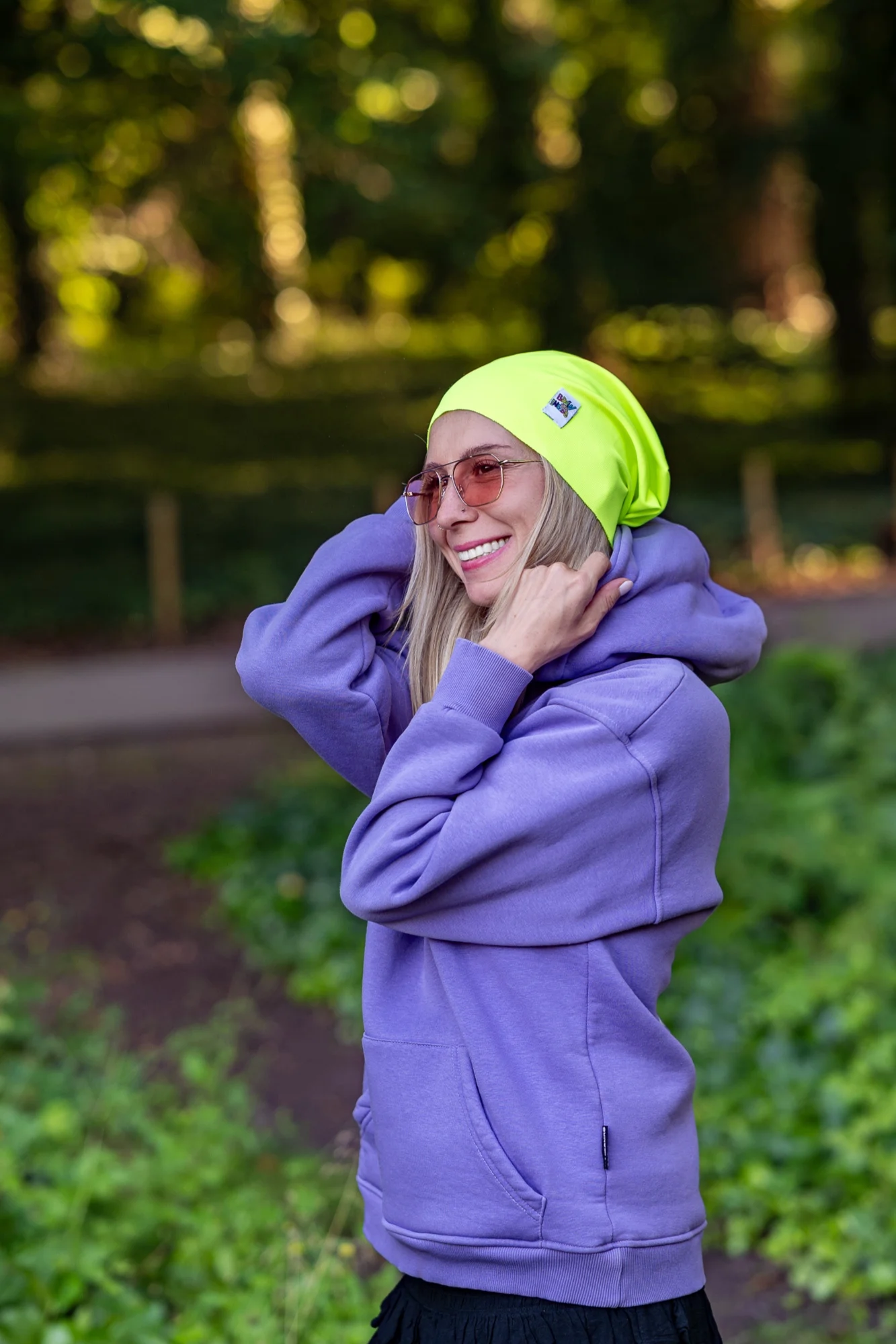 Czapka materiałowa "Neonowy żółty" 15 czapka dresowa