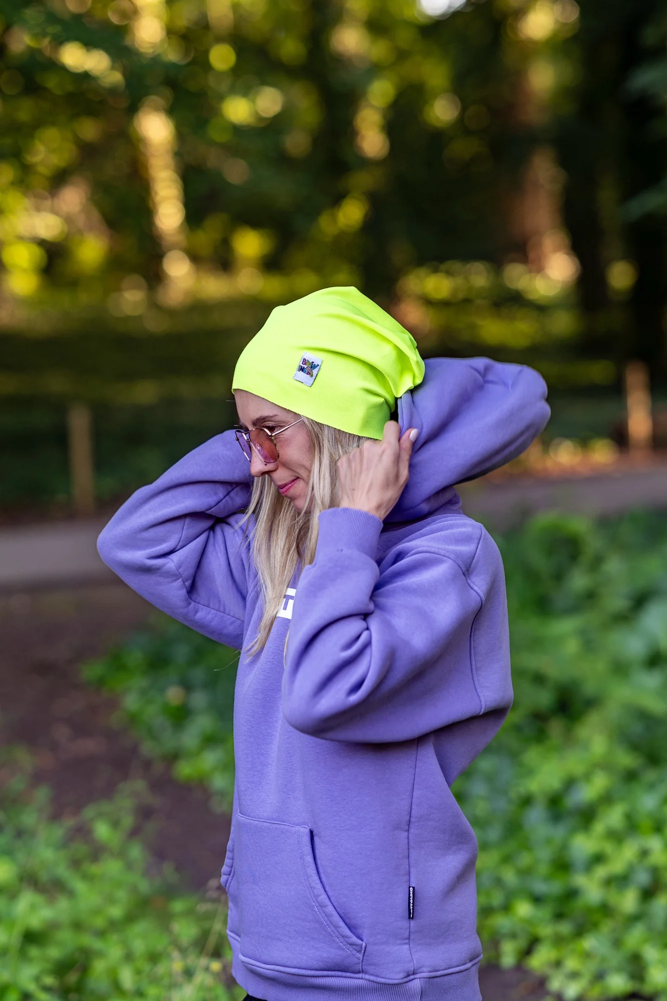Czapka materiałowa "Neonowy żółty" 13 czapka na jesień