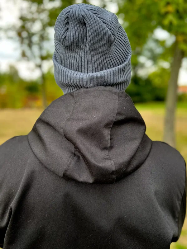 Męska luźna czapka z bawełny logo kolorowe "Ciemny szary"
