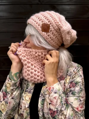 Mały komin wełniany MERINO ,,Jasny różowy"