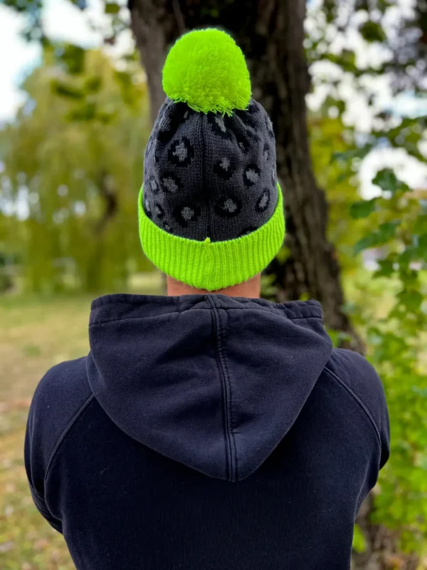 Męska czapka w panterkę "Neonowa"