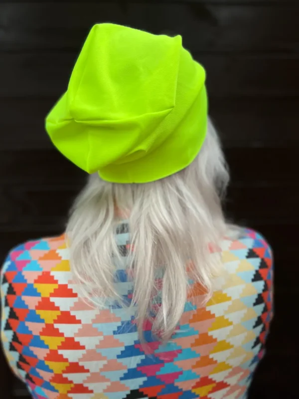 Czapka materiałowa "Neonowy żółty"