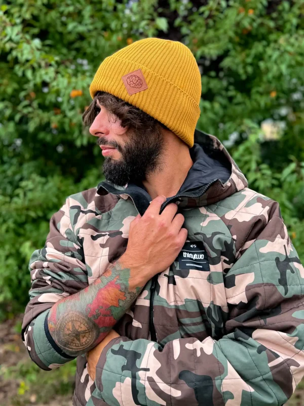 Męska bawełniana czapka beanie logo ekoskórka "Musztardowa"