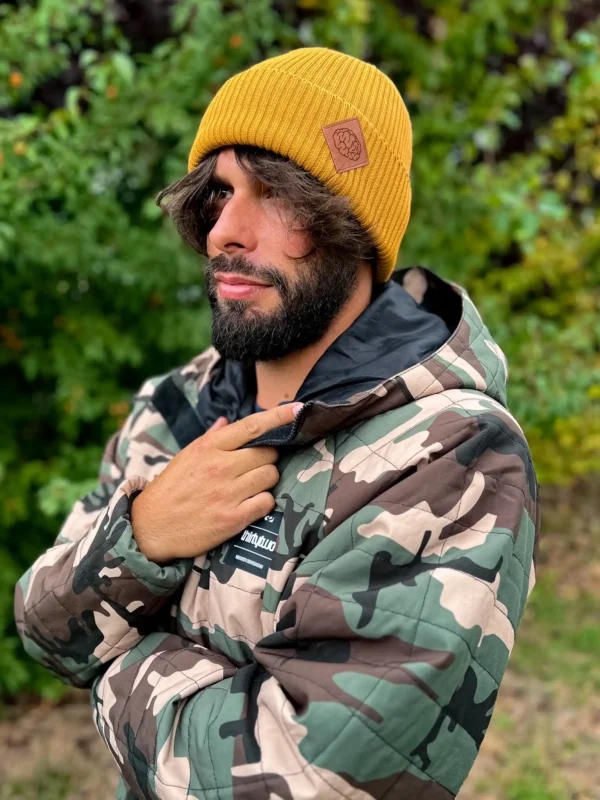 Męska bawełniana czapka beanie logo ekoskórka "Musztardowa"