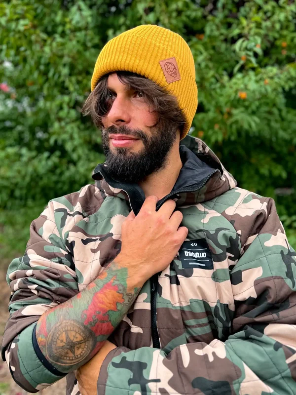 Męska bawełniana czapka beanie logo ekoskórka "Musztardowa"