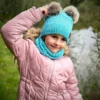 ZESTAW: bawełniana czapka dla dziecka z dwoma pomponami i komin "Turkus"