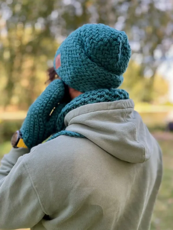 Męska czapka ręcznie robiona EXPLORER ,,Leśny zielony"